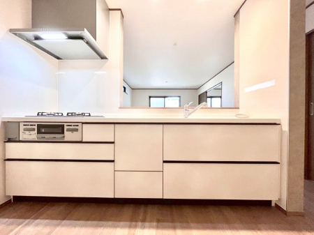 �L�b�`���@�������������I�ɁA�y�����I�V�X�e���L�b�`��  