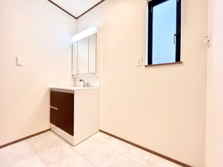 ���ʑ�E���ʏ��@���邢���ʏ��͖����̐g�x�x���y�����ł����Ⴂ�����ł��B