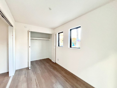 �q�������@�q�������ɂ��������߂Ȏ��[�X�y�[�X�����Ղ�̋���