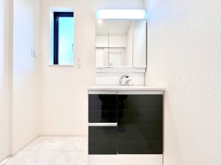 ���ʑ�E���ʏ��@�傫�����₷���O�ʋ��Ő�����������ʑ�́A�g�����Ȃ݃`�F�b�N�┧�̂������ɂ������߂ł��B 