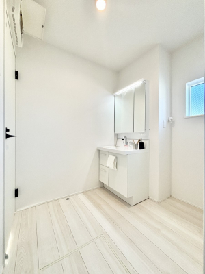 ���̑��@�L�X�Ƃ�Ƃ�̂��郉���h���[�X�y�[�X