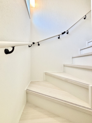 ���̑��@���S�����l�����K�i�ɂ͎肷���ݒu���Ă��܂�