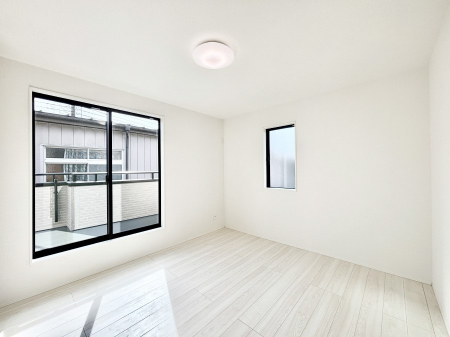 ���̑����ρ@�o���R�j�[���J�������v���X���Ă����m��