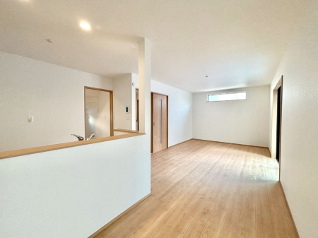 ���̑����ρ@�Ƒ������R�ƏW�܂�e���̃X�y�[�X�ɂȂ肻��