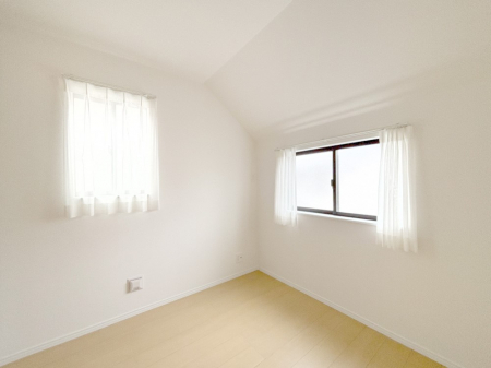 ���̑����ρ@2�ʍ̌����m�ۂ������邢��ԁB�Ƒ��݂�Ȃ����K�ȕ�炵����������݌v�ł��B