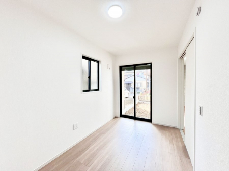 ���̑����ρ@�u�₩�ȓ��������������S�̂�D������ݍ���ł���܂�