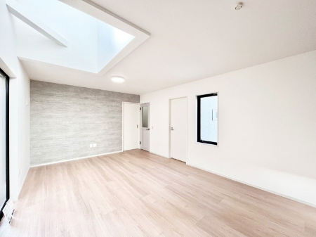 ���̑����ρ@�Ƒ������R�ƏW�܂�e���̃X�y�[�X�ɂȂ肻��