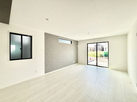 ���r���O�@�Z�ޕ��̌��������o�����A�C���e���A���l����̂��y���݂ȃ��r���O�ł��I 