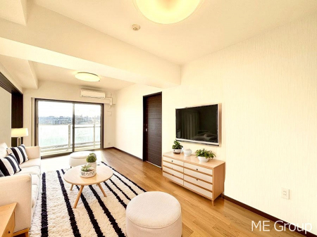 ���r���O�@�������������͋C�̂k�c�j�͉Ƒ��݂�Ȃ̉��K��ԁ@���Ƌ��CG�ł�