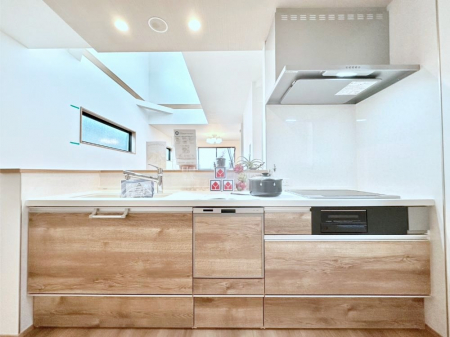 �L�b�`���@�H��@�E�򐅊�E�R�c���R�����Ȃǃf�U�C�������@�\�������˔������V�X�e���L�b�`���I