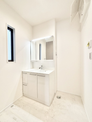 ���̑��@�L�X�Ƃ�Ƃ�̂��郉���h���[�X�y�[�X�B  