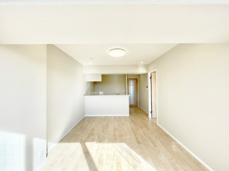 ���r���O�@�������������͋C�̂k�c�j�͉Ƒ��݂�Ȃ̉��K���