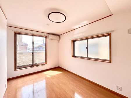 ���̑����ρ@�o���R�j�[���J�������v���X���Ă����m��