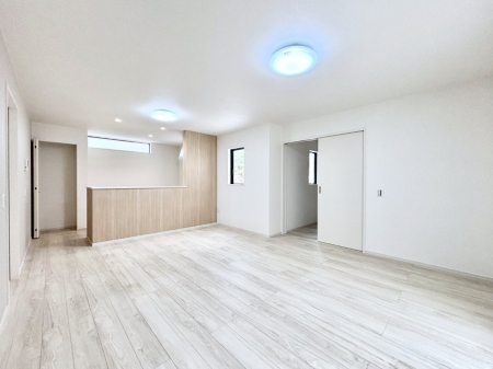 ���̑����ρ@�Ƒ������R�ƏW�܂�e���̃X�y�[�X�ɂȂ肻��    