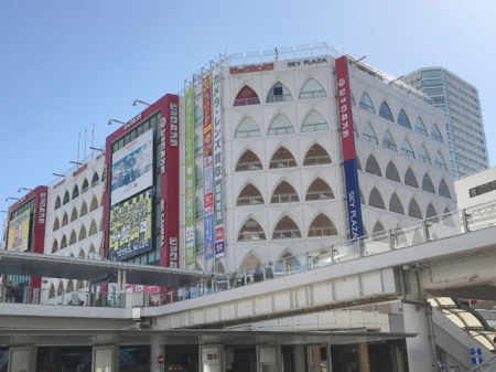 ���ӊ��@�V���b�s���O�Z���^�[ 1300m �X�J�C�v���U��