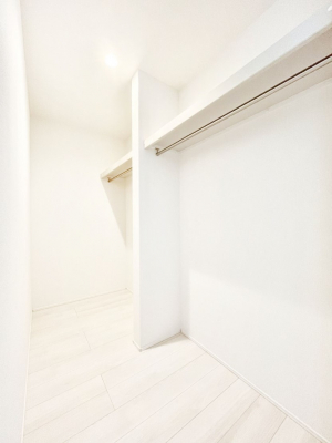 ���̑��@�ߗނ��n���K�[�Ɋ|�����܂܎��[�ł���WIC�B�ߗނ̐������ڂ����₷���ĕ֗��ł��I