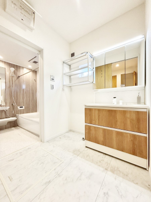 ���̑��@�L�X�Ƃ�Ƃ�̂��郉���h���[�X�y�[�X