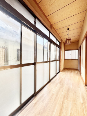 ���̑����ρ@�z�����������閾�邢�L��