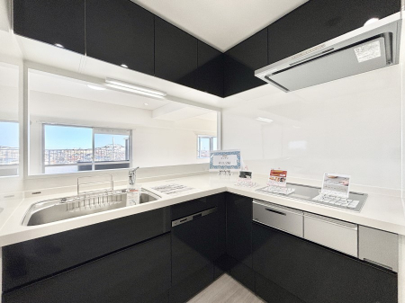 �L�b�`���@�k�^�L�b�`���͍�Ɠ������Z���čςނ̂Ŏg�����肪�ǂ��ł���