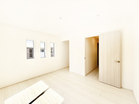 ���̑����ρ@�i�`�������ȃt���[�����O�͂ǂ�ȃC���e���A�ɂ��}�b�`�B  