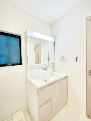 ���̑��@�������̂�����K��Ԃł��B�����̐g�x�x���C�����ǂ����g�������܂��B 