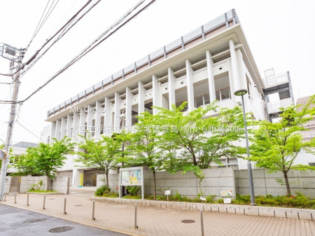 ���ӊ��@���w�Z 800m �k�旧�������w�Z