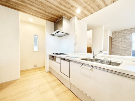 �L�b�`���@�L�X�Ƃ����g������̗ǂ��L�b�`���œ��X�̂��������y�����Ȃ肻��