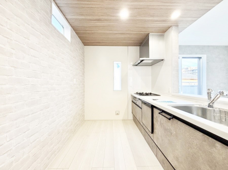 �L�b�`���@�L�X�Ƃ����g������̗ǂ��L�b�`���œ��X�̂��������y�����Ȃ肻��