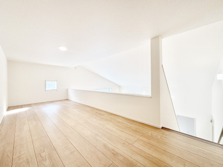 ���[�@���t�g�t���I�����Ղ�̎��[�X�y�[�X�ŉ��K�ɕ�点���� 