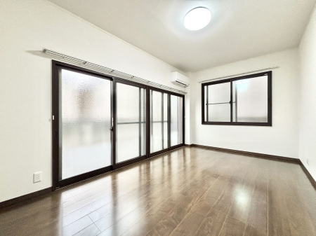 ���̑����ρ@�u�₩�ȓ��������������S�̂�D������ݍ���ł���܂�