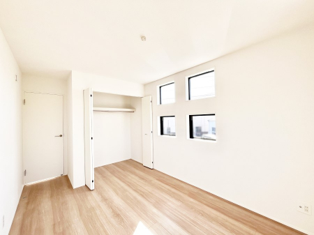 �q�������@���q���܂̂������Ƃ��Ă��I�ߗނ̐������ڂɕ֗��ȃN���[�[�b�g�t���̗m���B