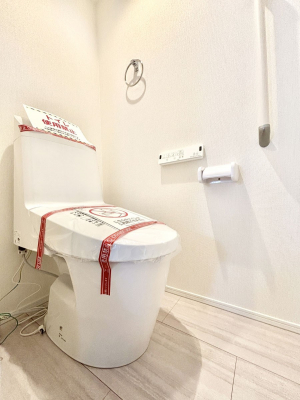 �g�C���@�g�C����1�K��2�K���ꂼ��ɔz�u����Ă��ĂƂĂ��֗��ł��B 