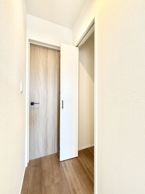 ���̑����ρ@�L�����[�B�|�������G�߂̏��������[���邱�Ƃ��ł��܂��B