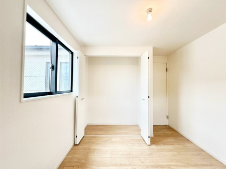 ���̑����ρ@�u�₩�ȓ��������������S�̂�D������ݍ���ł���܂�