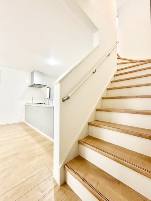 ���̑��@�K�i�͎肷��t���Ȃ̂ŏ����Ȃ��q���܂₲����̕������S�ł�