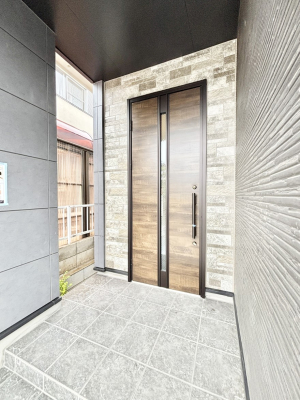 ���ց@��؂ȉƑ��A���q���o�}���錺�ցB