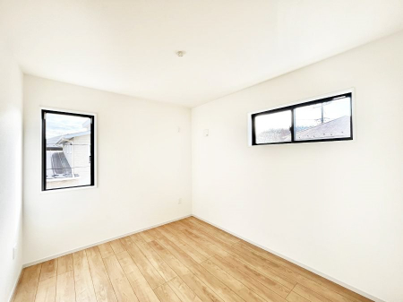 �q�������@�q�ǂ������ɂ҂�����̖��邢��ԁB  