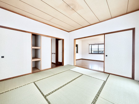 ���̑����ρ@�_�炩����̋�Ԃ́A���q�l�̗V�я�◈�q���̂����ĂȂ��̏ꏊ�Ƃ��ďd�󂵂܂��B 