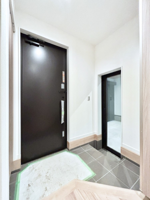 ���ց@���ւ���K���[�W�֏o����ł��܂��B