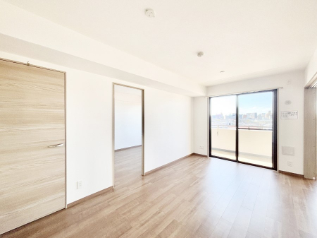 ���̑����ρ@�Ƒ������R�ƏW�܂�e���̃X�y�[�X�ɂȂ肻��