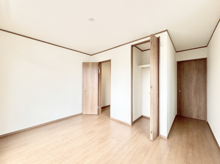 �q�������@�g���₷���`�Ńx�b�g��Ƌ�̒u�����ɂ����邱�Ƃ�����܂���B 