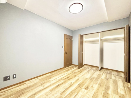 �Q���@�g���₷���`�Ńx�b�g��Ƌ�̒u�����ɂ����邱�Ƃ�����܂���B   