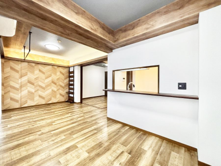 ���r���O�@�אڂ̗m�����J������΂���ɍL�X��Ԃ�  