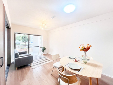 ���r���O�@�������������͋C�̂k�c�j�͉Ƒ��݂�Ȃ̉��K���