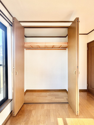 ���[�@�����Ղ�̎��[�X�y�[�X�ŉ��K�ɕ�点���� 