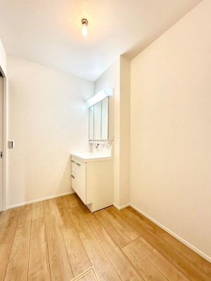 ���ʑ�E���ʏ��@���邢���ʏ��͖����̐g�x�x���y�����ł����Ⴂ�����ł��B