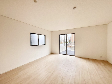 ���r���O�@�i�`�������e�C�X�g�̗D�����_�炩���F�g���̃t���[�����O���f�G�ȃ��r���O�ł��ˁB