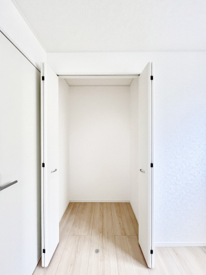 ���[�@�����Ղ�̎��[�X�y�[�X�ŉ��K�ɕ�点���� 