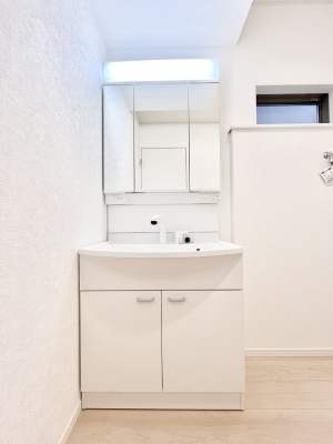 ���̑��@�������̂�����K��Ԃł��B�����̐g�x�x���C�����ǂ����g�������܂��B 