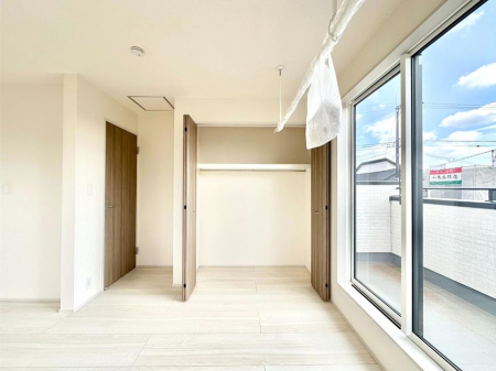 ���[�@�����Ղ�̎��[�X�y�[�X�ŉ��K�ɕ�点���� 